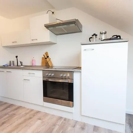 Chemnitz-kappel - Perfekt Gelegen Zwischen Messe Und Zentrum * Chemnitz