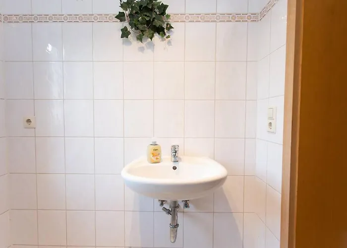 Chemnitz-kappel - Perfekt Gelegen Zwischen Messe Und Zentrum Chemnitz